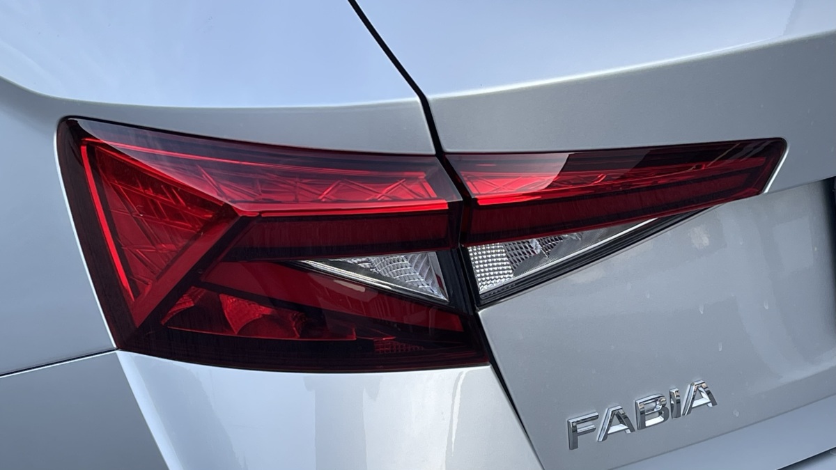 Škoda Fabia Ambition 70  kW 5MT (2021)