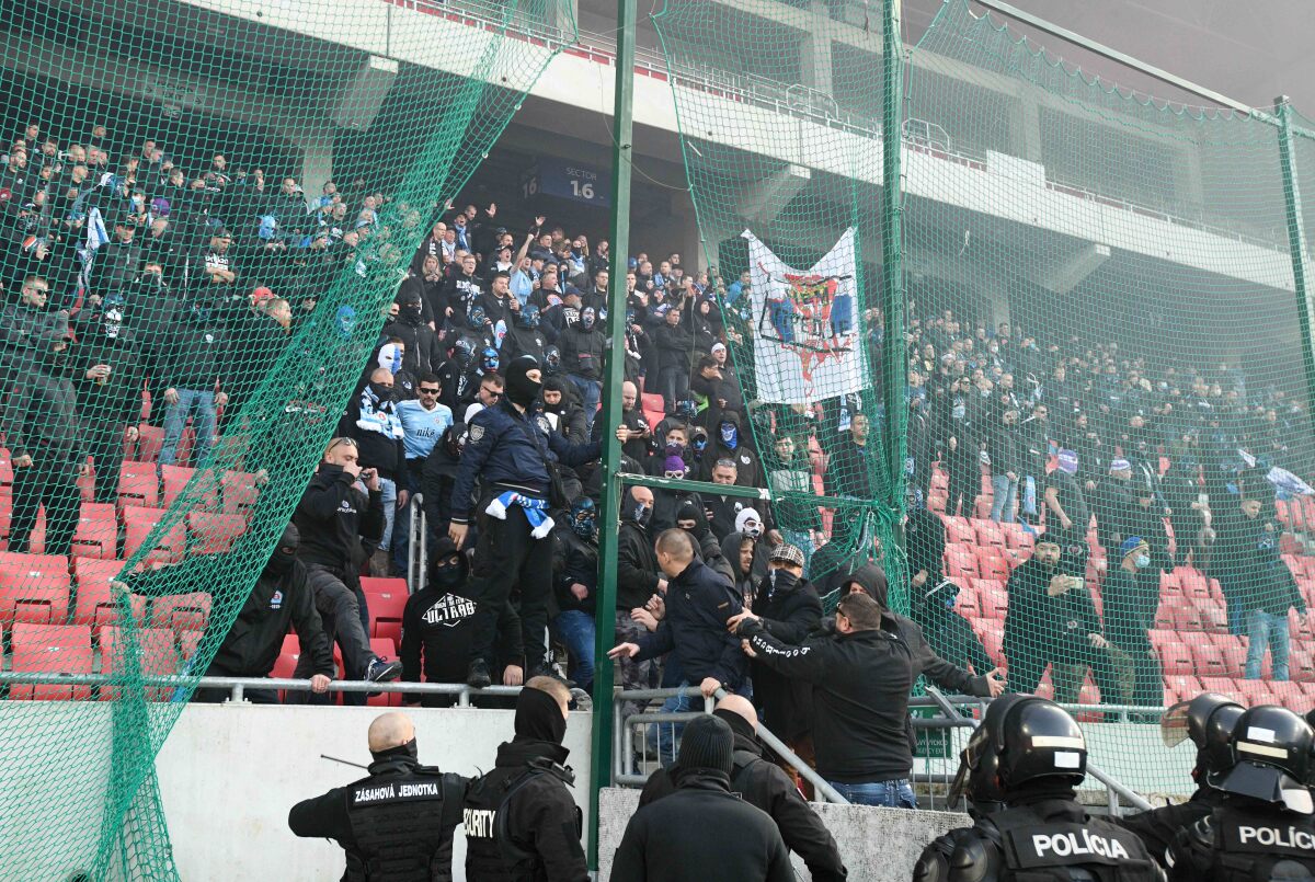 FUTBAL-FL: Trnava - Bratislava