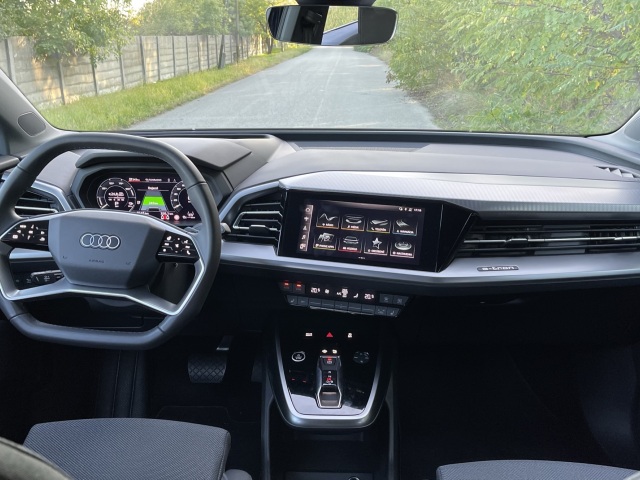 Audi Q4 50 e-tron quattro (2021)