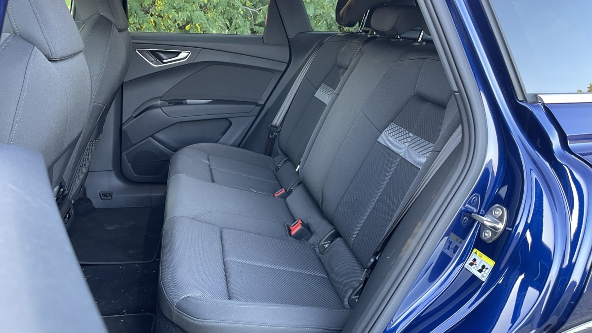 Audi Q4 50 e-tron quattro (2021)