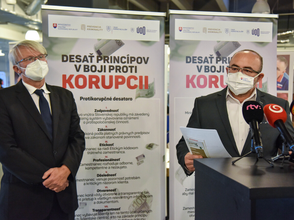 Protikorupčné desatoro / Jozef Halcin/ Branislav Borovský /
