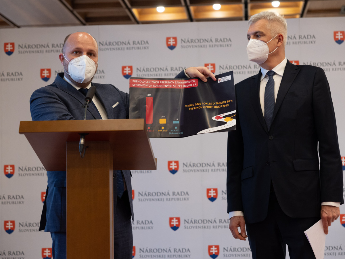 Jaroslav Naď, Ivan Korčok