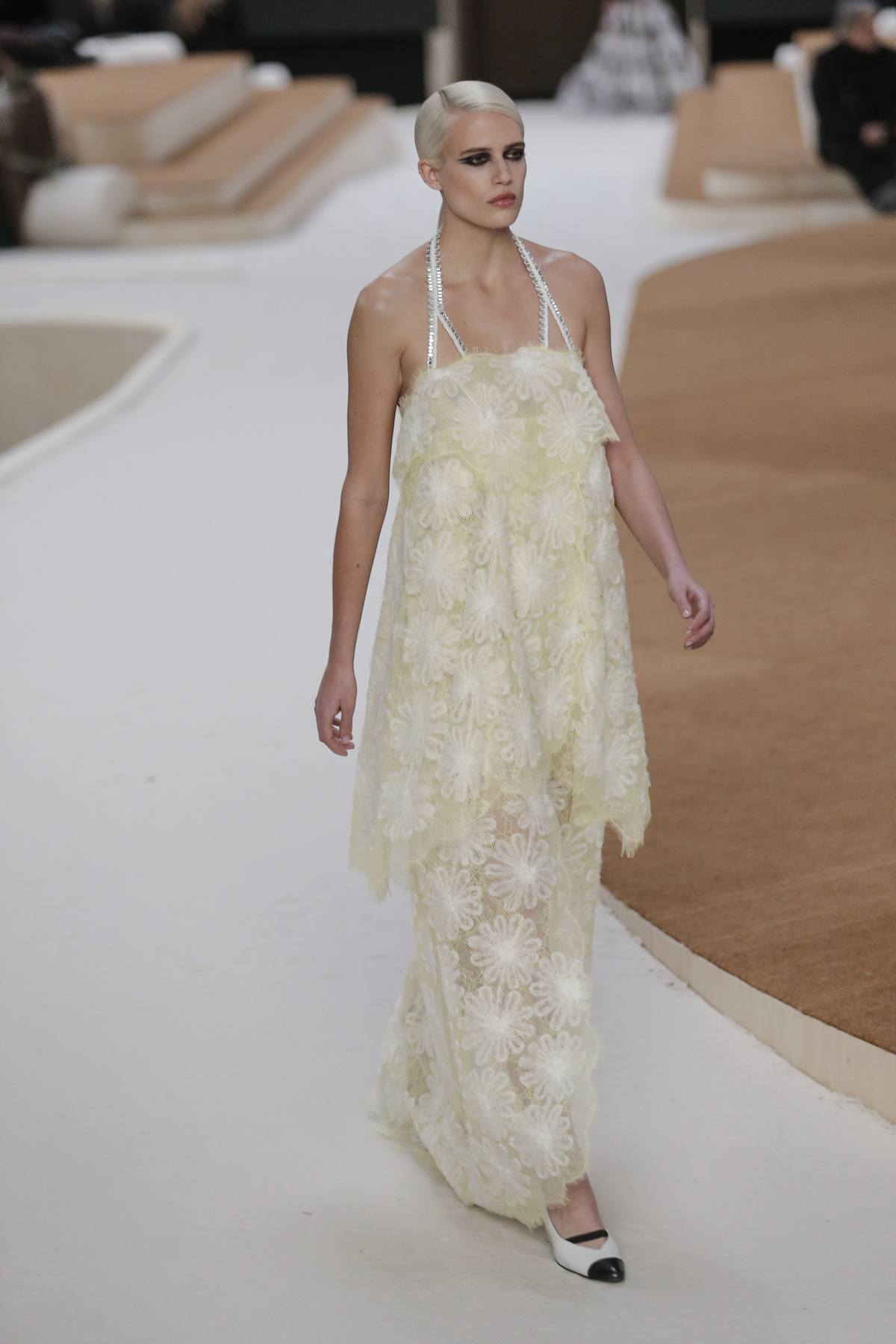 Paris Fashion Chanel H/C