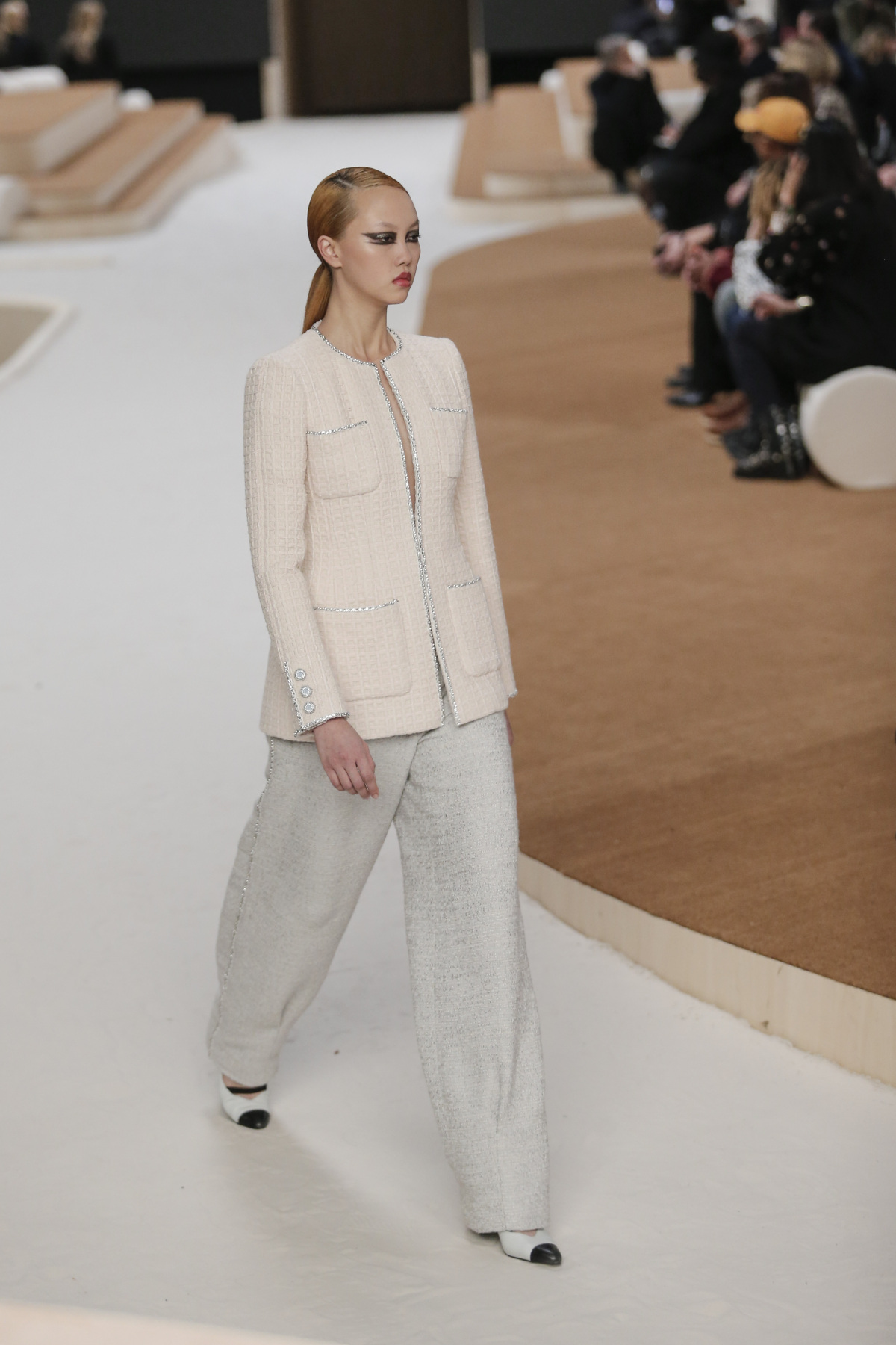 Paris Fashion Chanel H/C