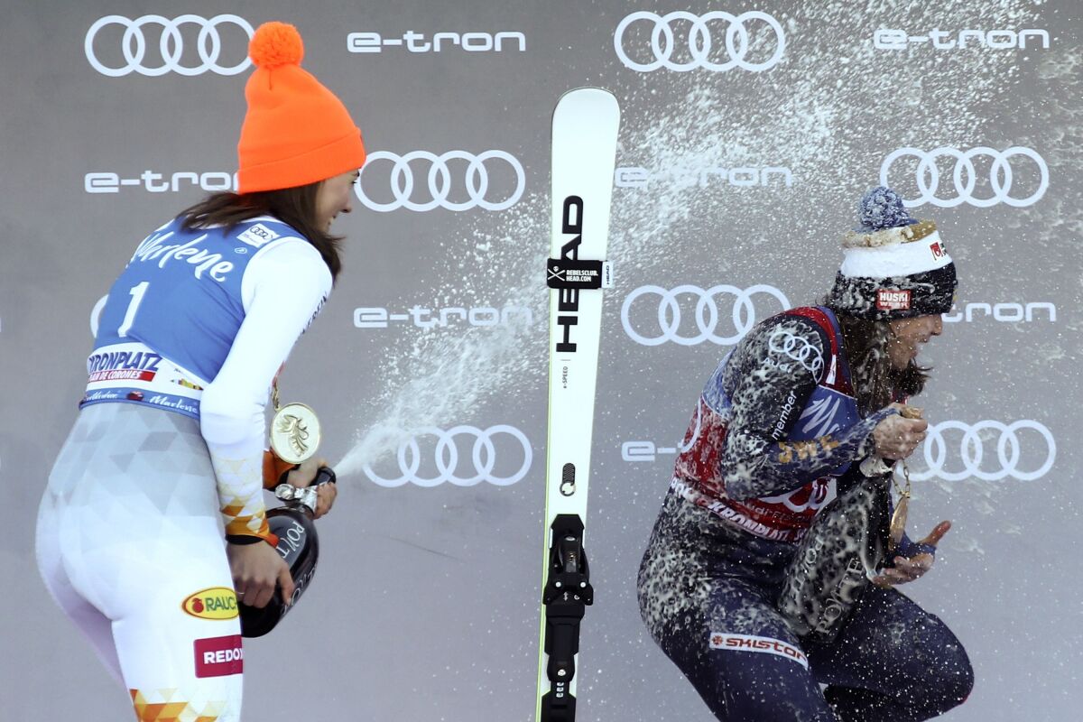 Petra Vlhová, Sara Hectorová