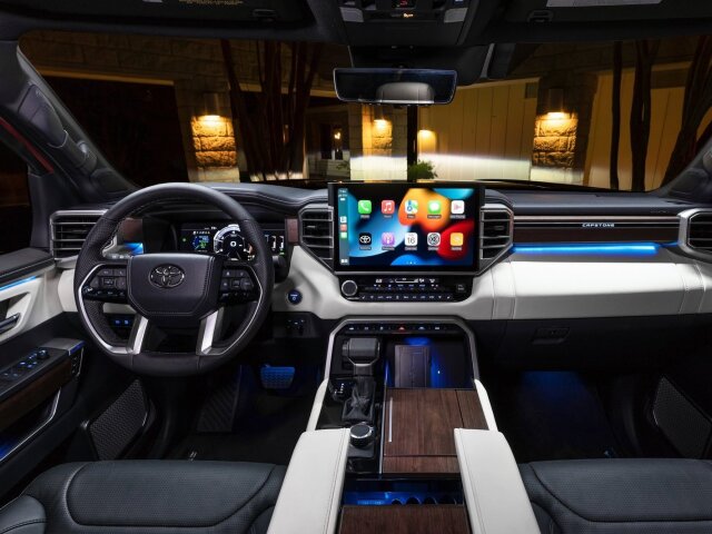 Toyota Sequoia - 2023