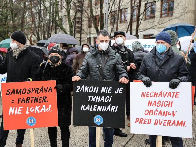 ZMOS / Protest /