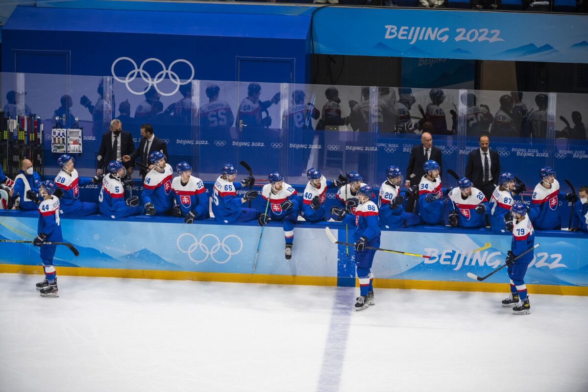 Čína SR Peking ZOH2022 Hokej C-sk. Slovensko Lotyšsko