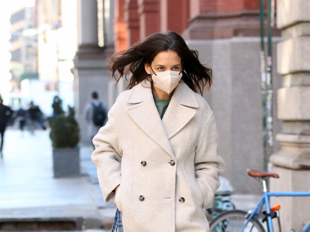 Katie Holmes, New York, Mango