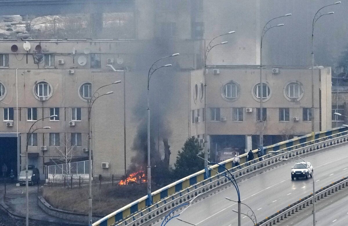 Ukrajina Rusko Invázia dym ostreľovanie