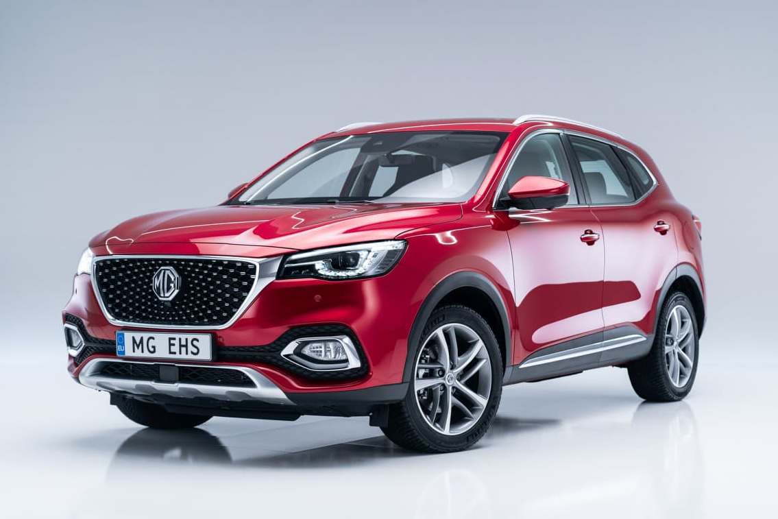 MG HS je zas pendantom Škody Karoq. Lenže ponúka aj pluginhybridný pohon. Navyše s 10-stupňovým automatom!