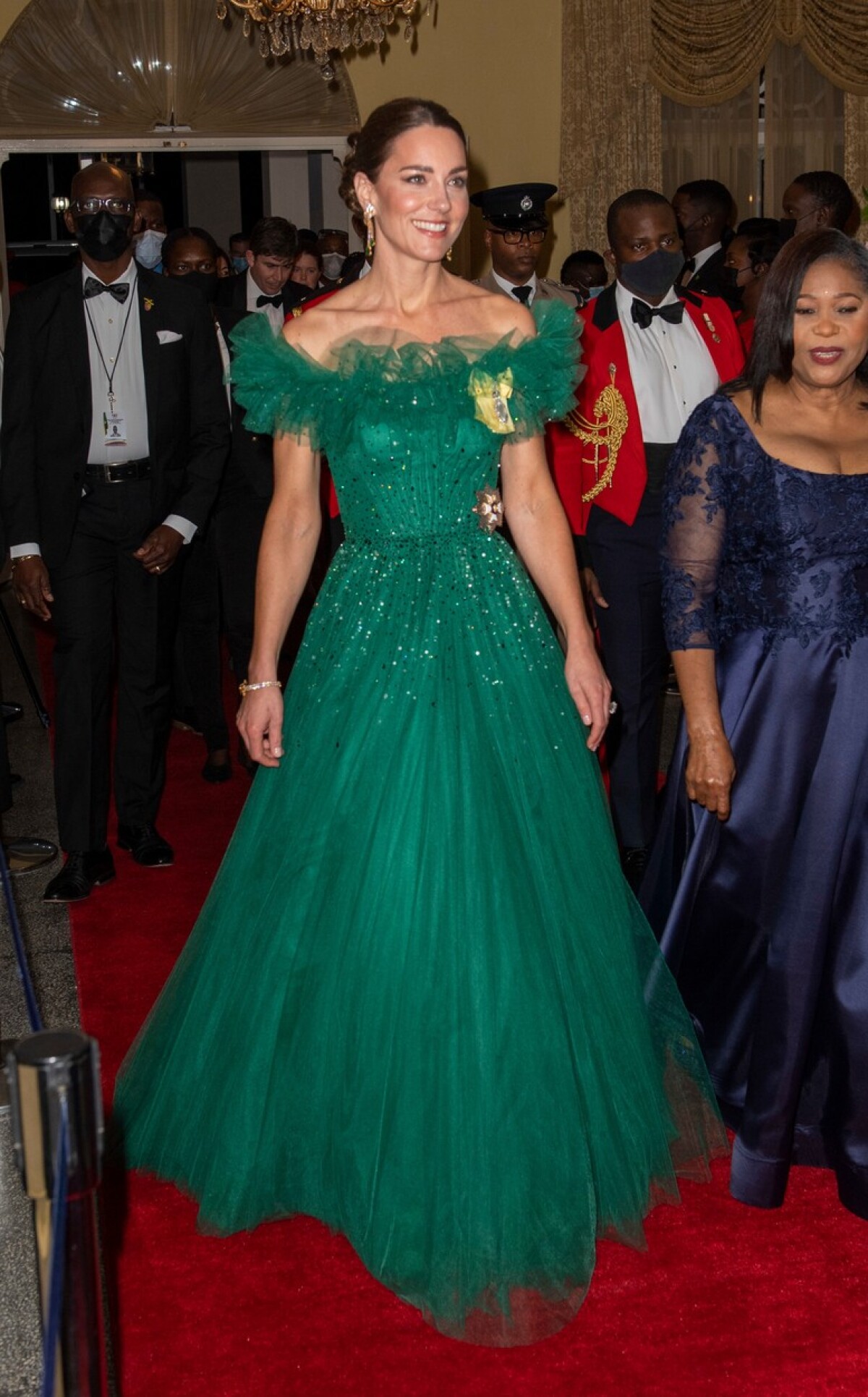 Vojvodkyňa Kate v róbe od Jenny Packhamovej. 