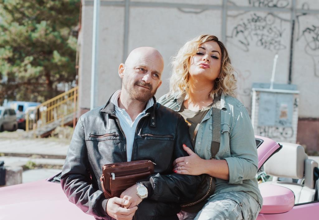 Herci Hyněk Čermák a Jitka Čvančarová v novej českej komédii Hádkovci.