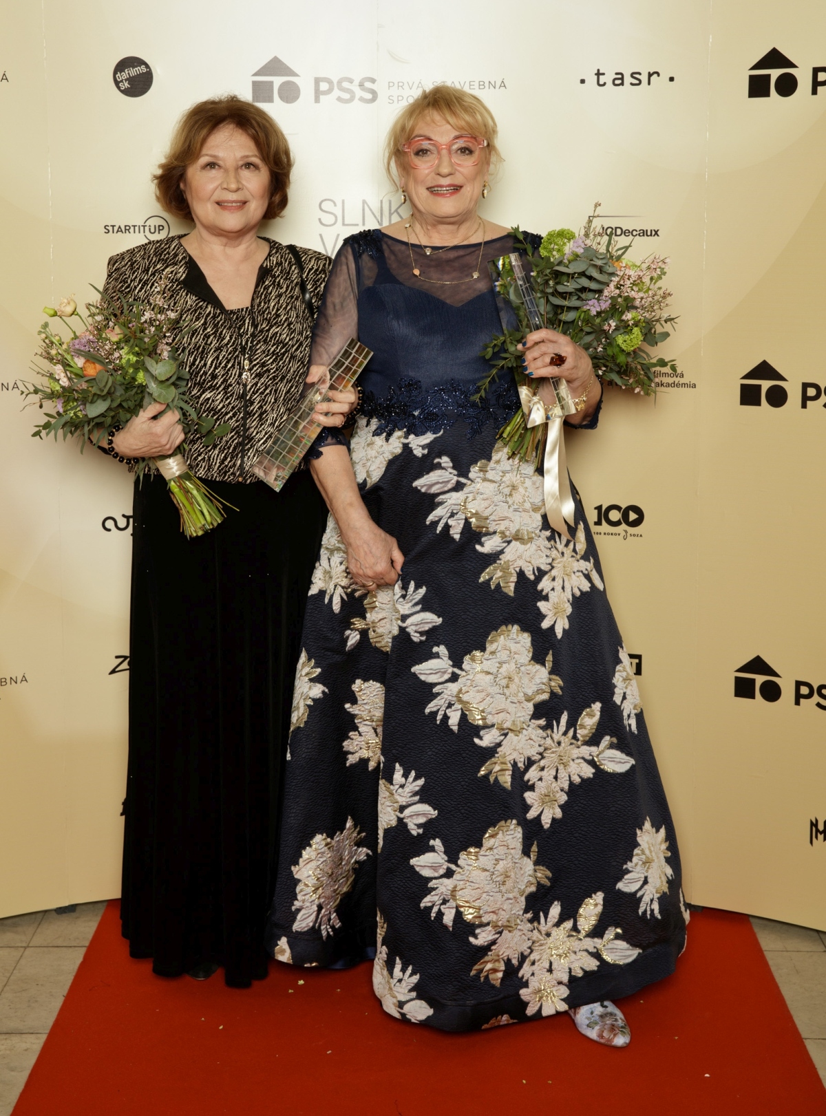 Emília Vášáryová (vľavo) a filmová a literárna vedkyňa Jelena Paštéková