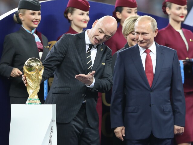 Vladimir Putin s prezidentom FIFA Giannim Infantinom.