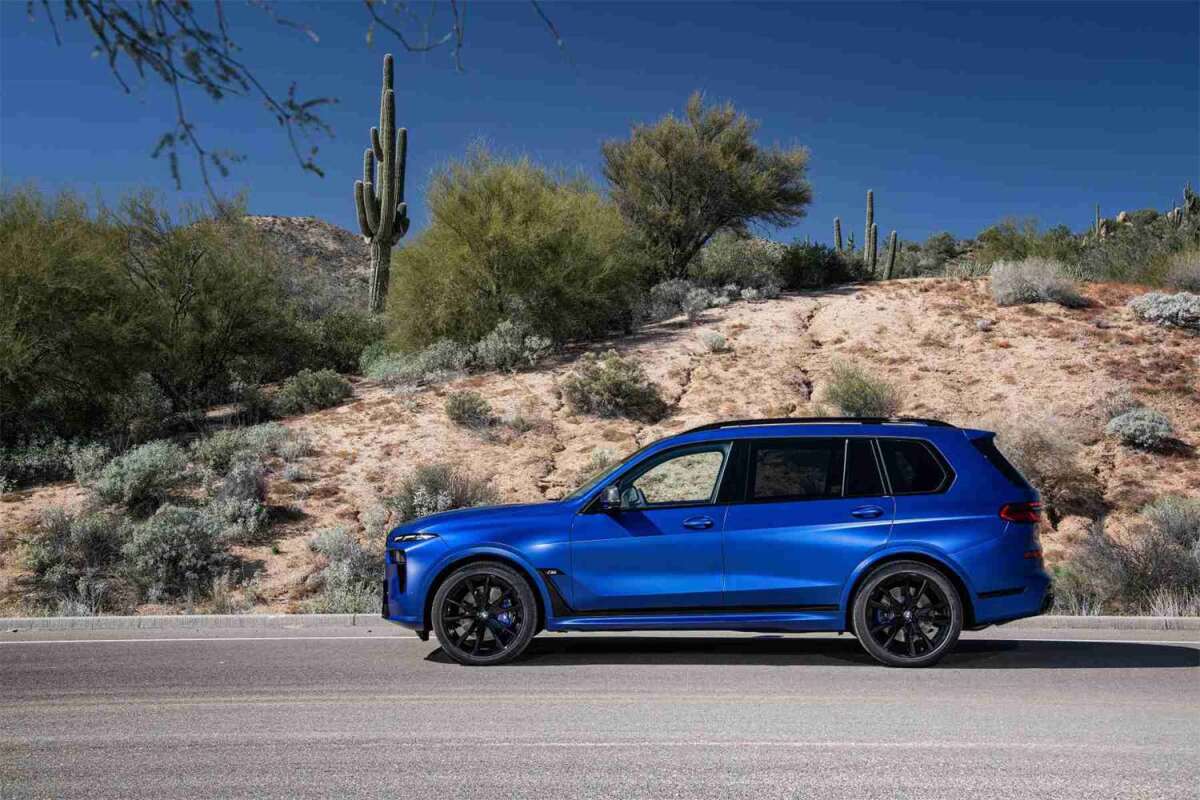 BMW X7 M60i 2023 3