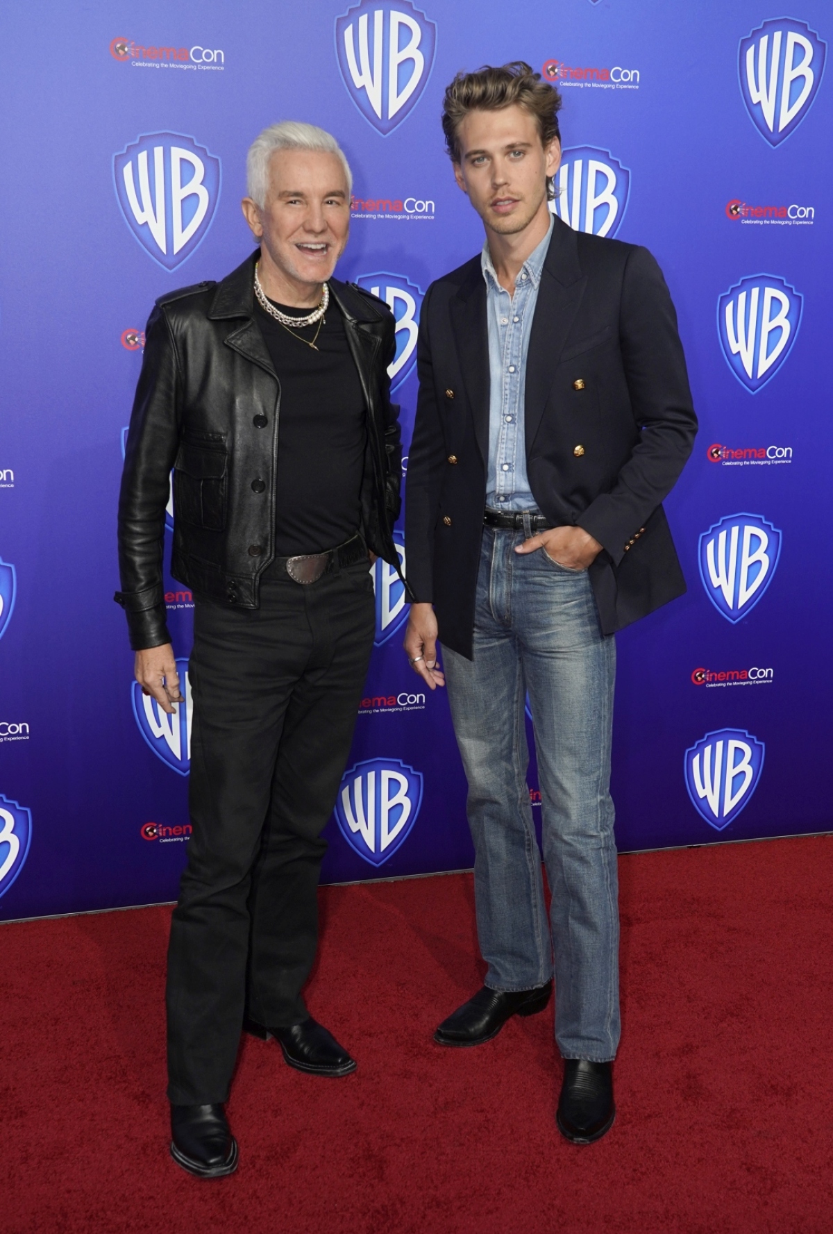Baz Luhrmann (vľavo) a herec Austin Butler 