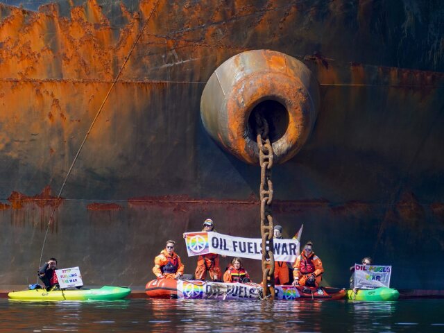 Greenpeace / Ropa /
