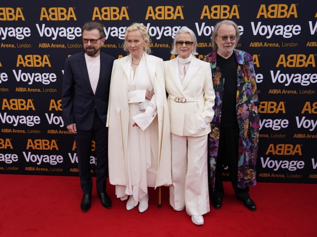 ABBA: zľava - Bjorn Ulvaeus, Agnetha Faltskog, Anni-Frid Lyngstad a Benny Andersson