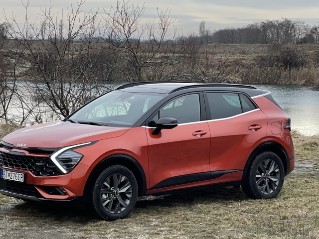 Kia Sportage 1,6 T-GDi HEV 4WD (2022)