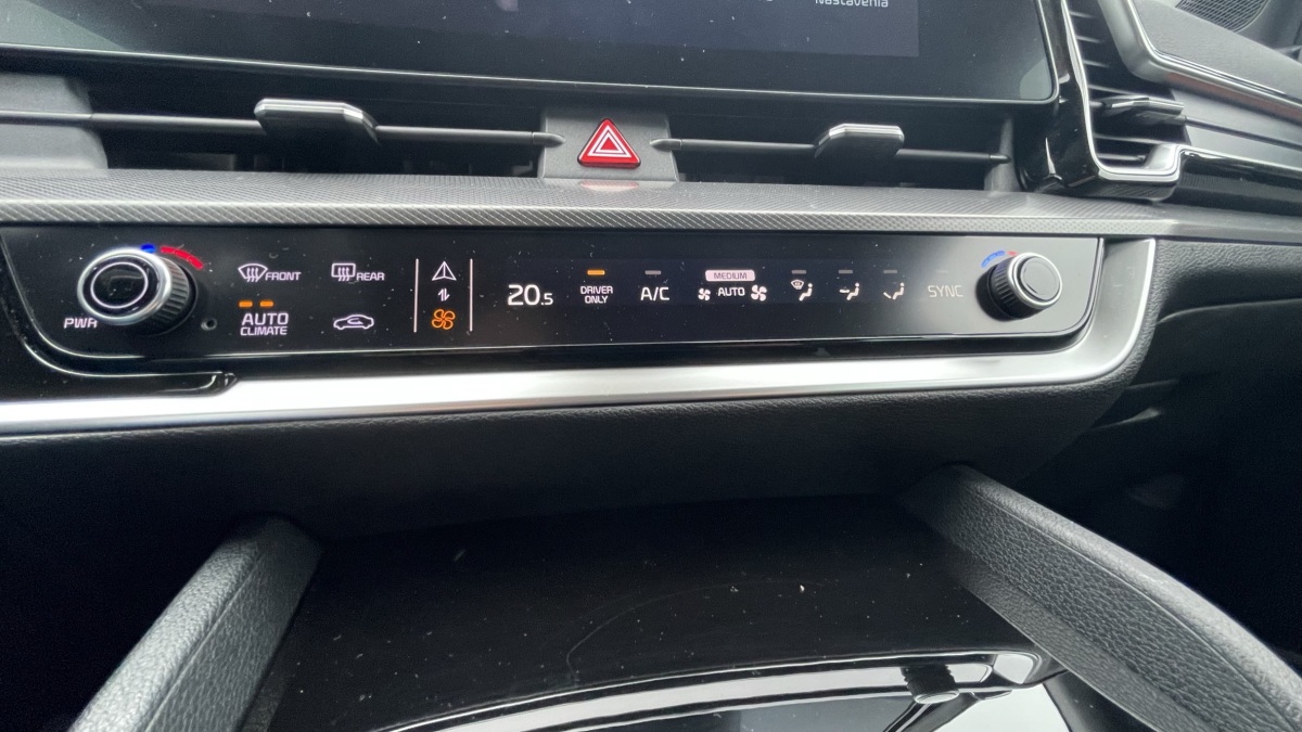 Kia Sportage 1,6 T-GDi HEV 4WD (2022)