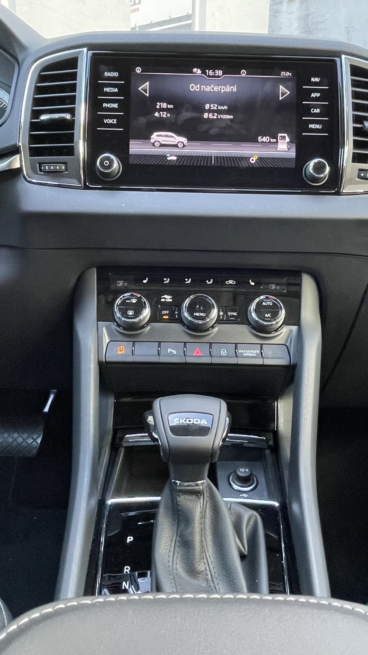 Škoda Karoq 1.5 TSI 110 kW/150 k 7AP (2022)