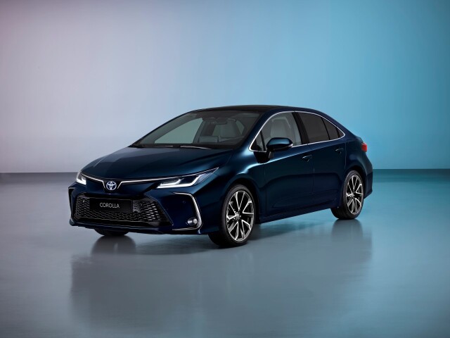 Toyota Corolla pre Európu, sedan (2023)