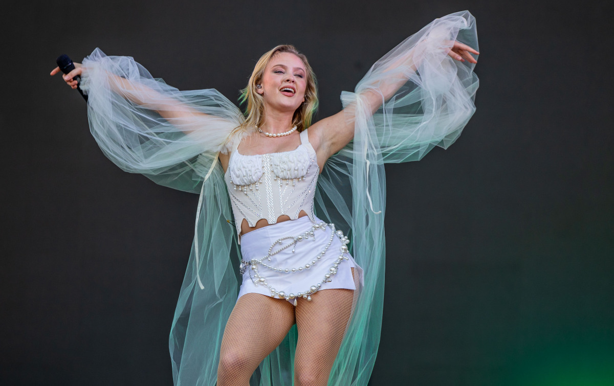 ZARA LARSSON
