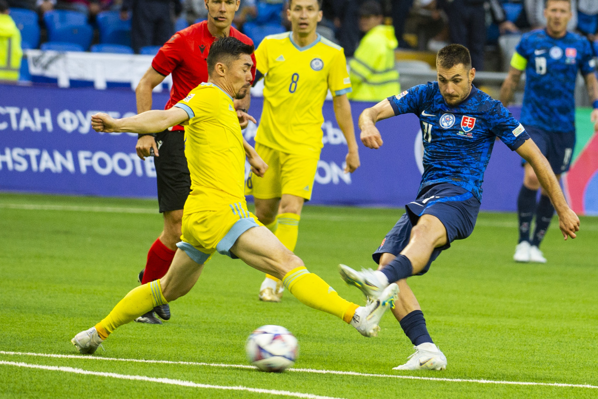 Kazachstan SR šport futbal LN C 3 bero