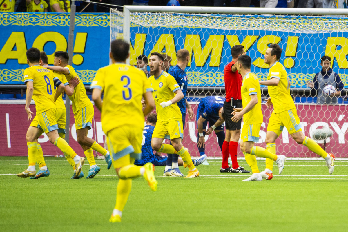 Kazachstan SR šport futbal LN C 3