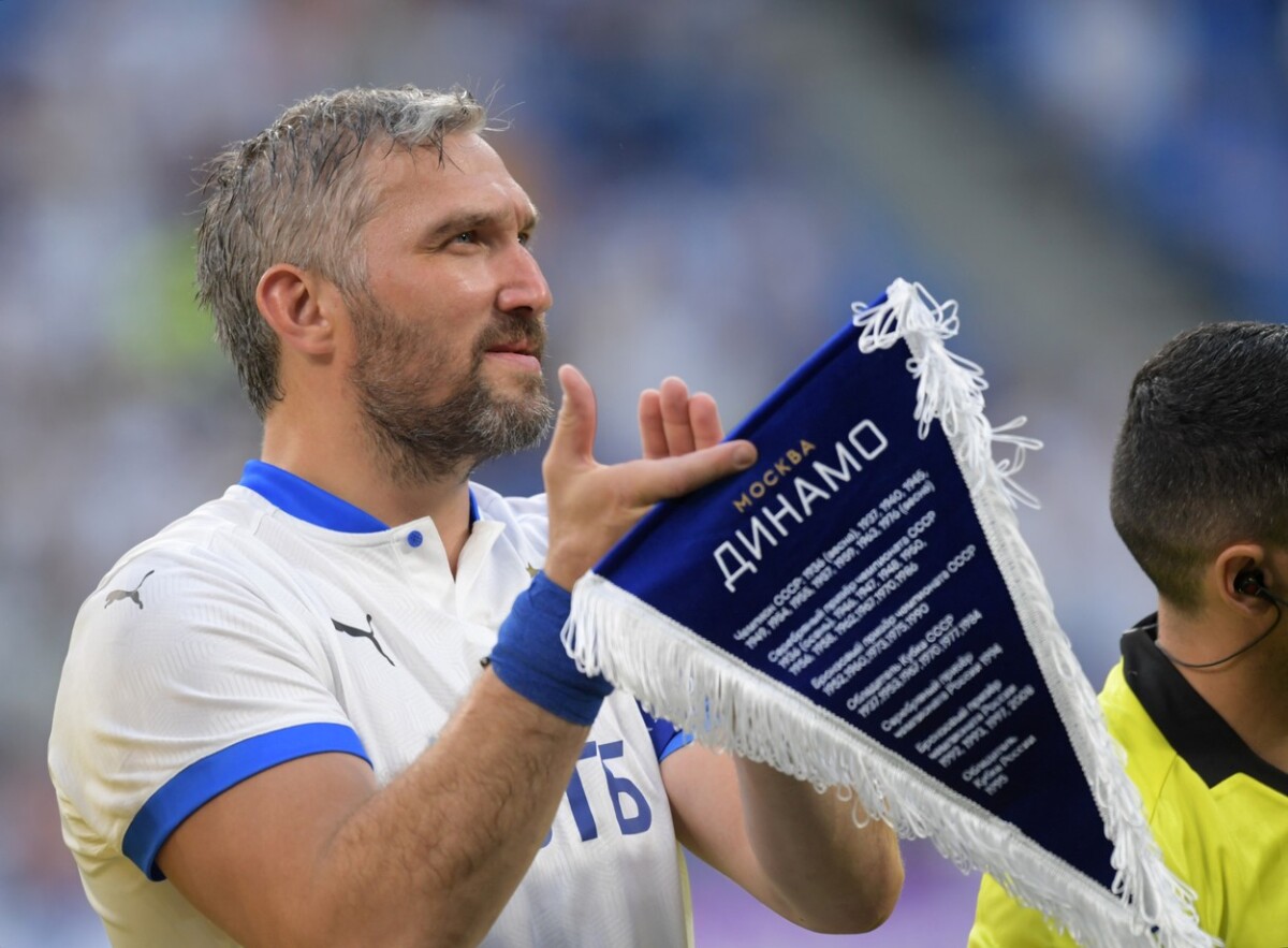 Alexander Ovečkin futbal