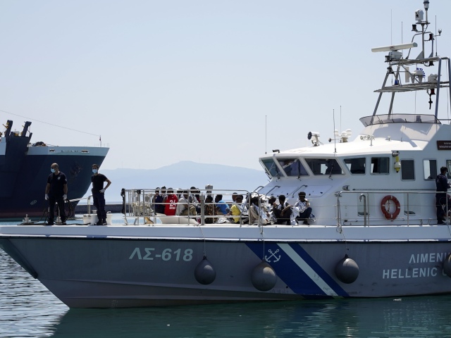 Grécko Eritrea migranti loď