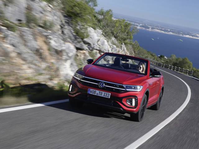 Premiéru bude mať nový motor v atraktívnom SUV VW T-Roc, vrátane otvorenej verzie Cabriolet.