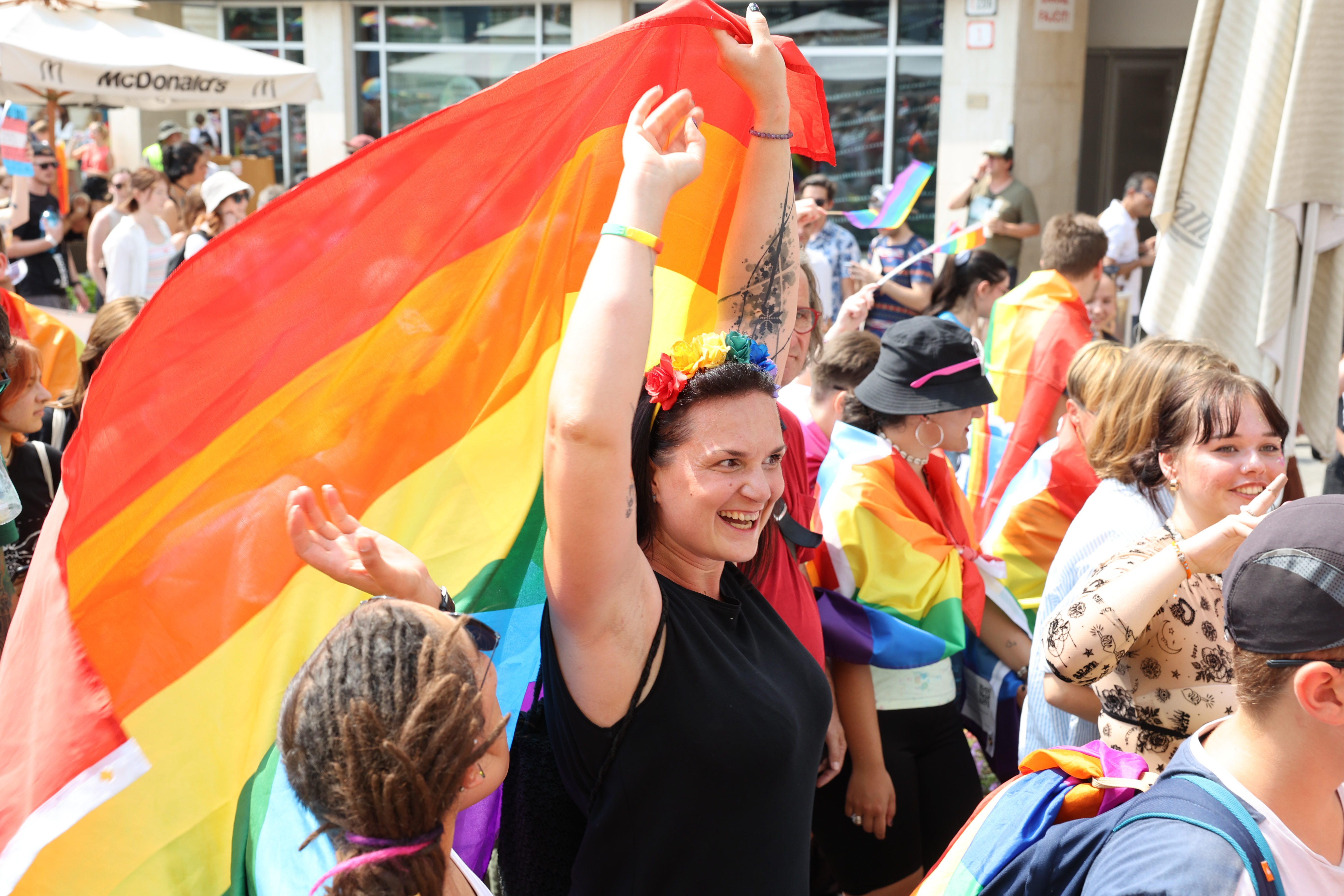 Dúhový Pride Bratislava - záber z roku 2022. Trinásty ročník podujatia sa bude konať v sobotu 22. júla v Bratislave.