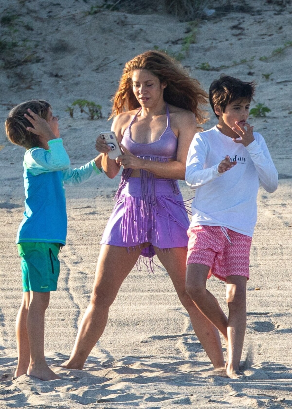 710279401