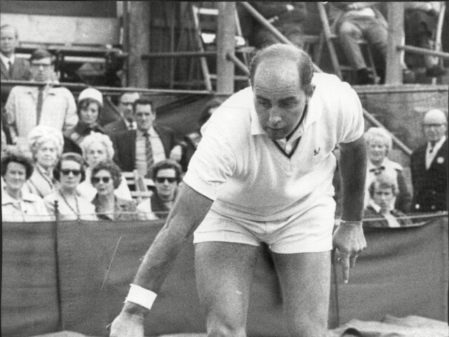 Bob Hewitt