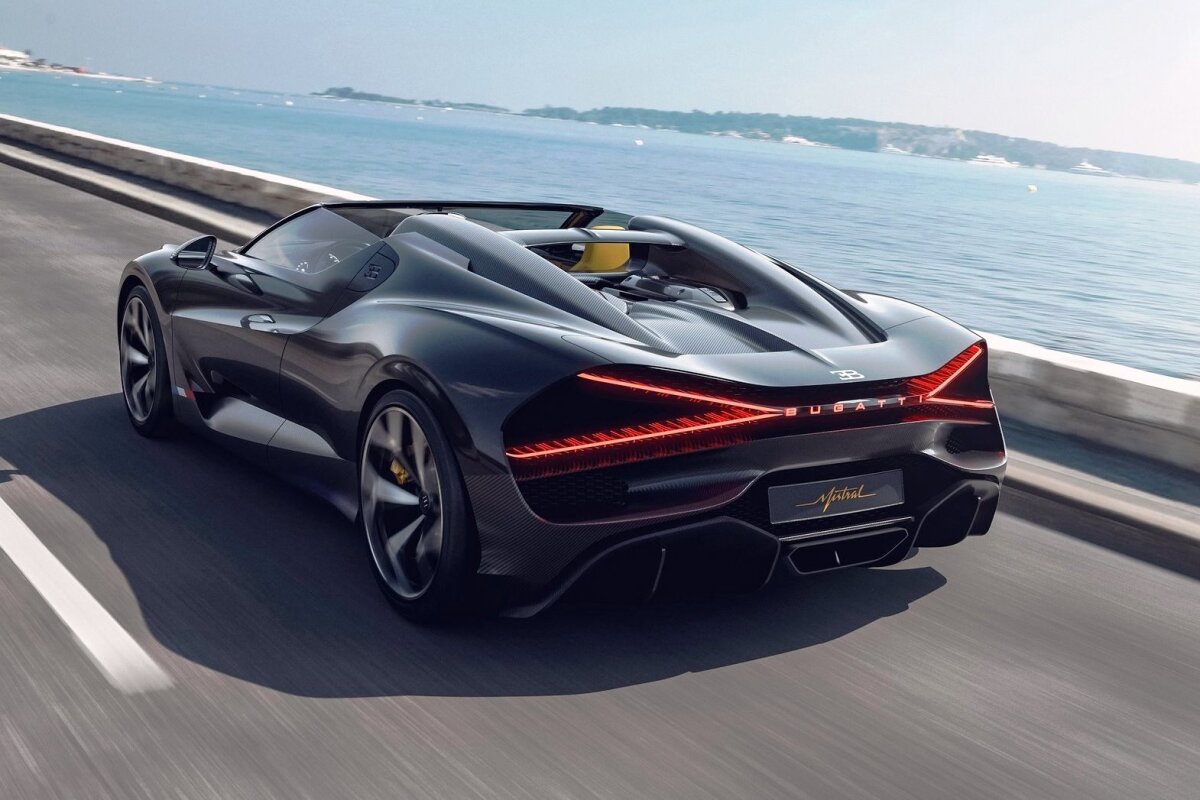 Bugatti W16 Mistral - 2022