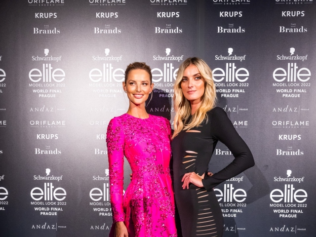 Denisa Dvořáková (vpravo) a slovenská topmodelka Michaela Kocianová