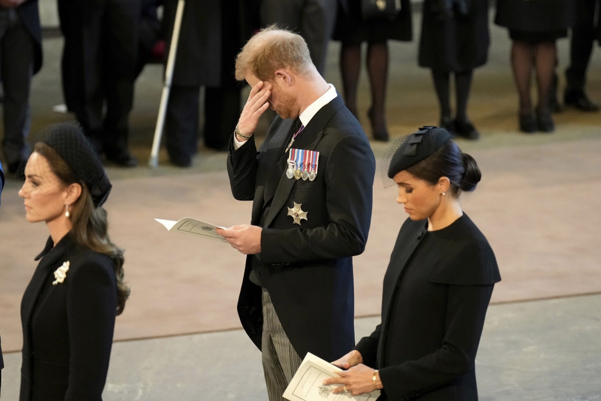 princezná z Walesu Kate, princ Harry a jeho manželka Meghan, vojvodkyňa zo Sussexu