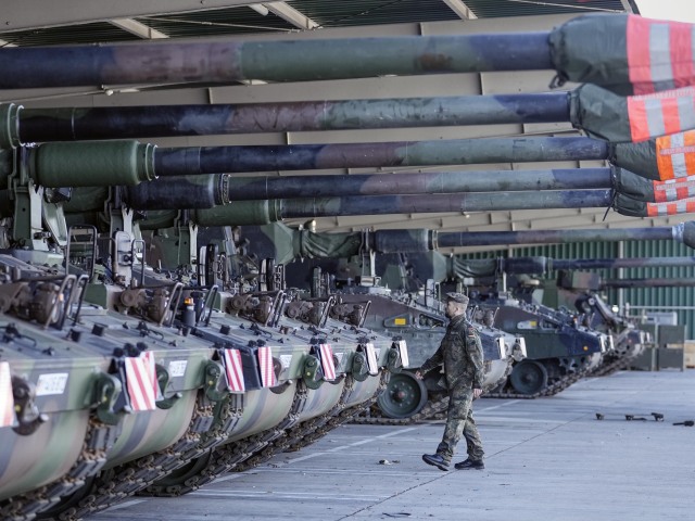 Nemecko, Panzerhaubitze 2000