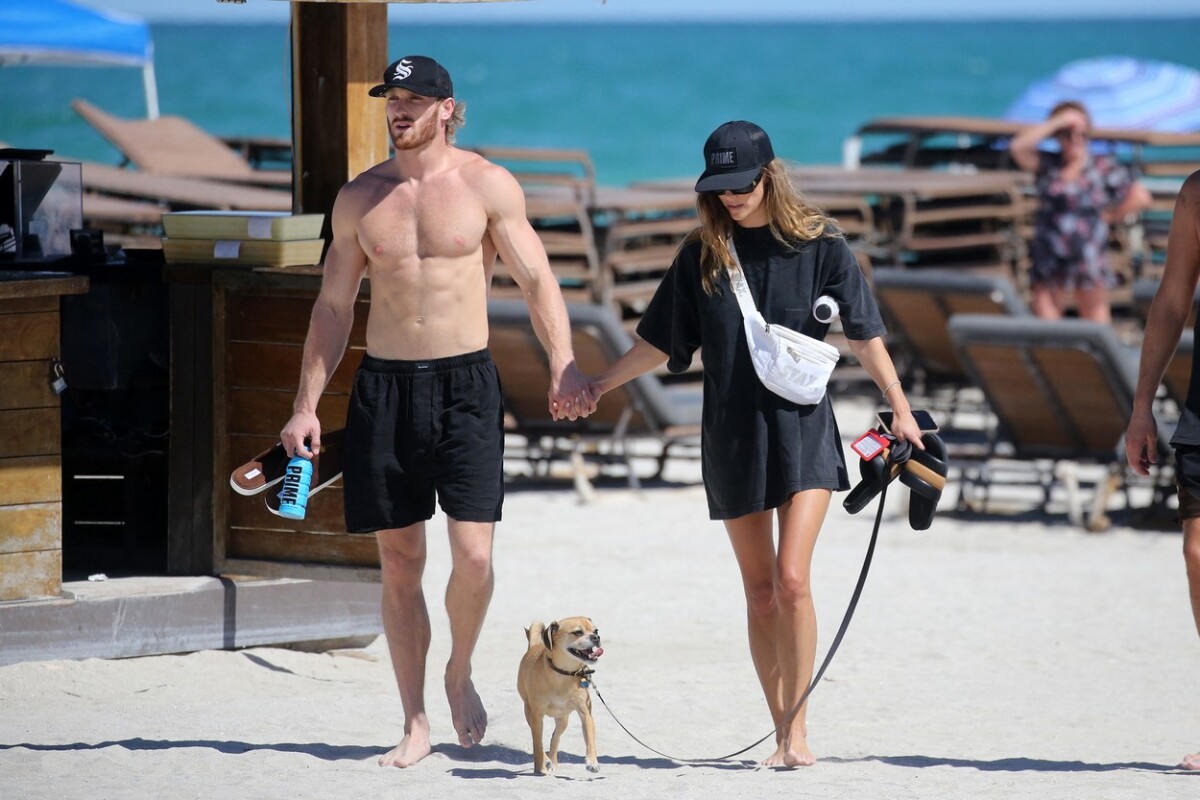 Logan Paul a jeho partnerka - dánska modelka Nina Agdal 