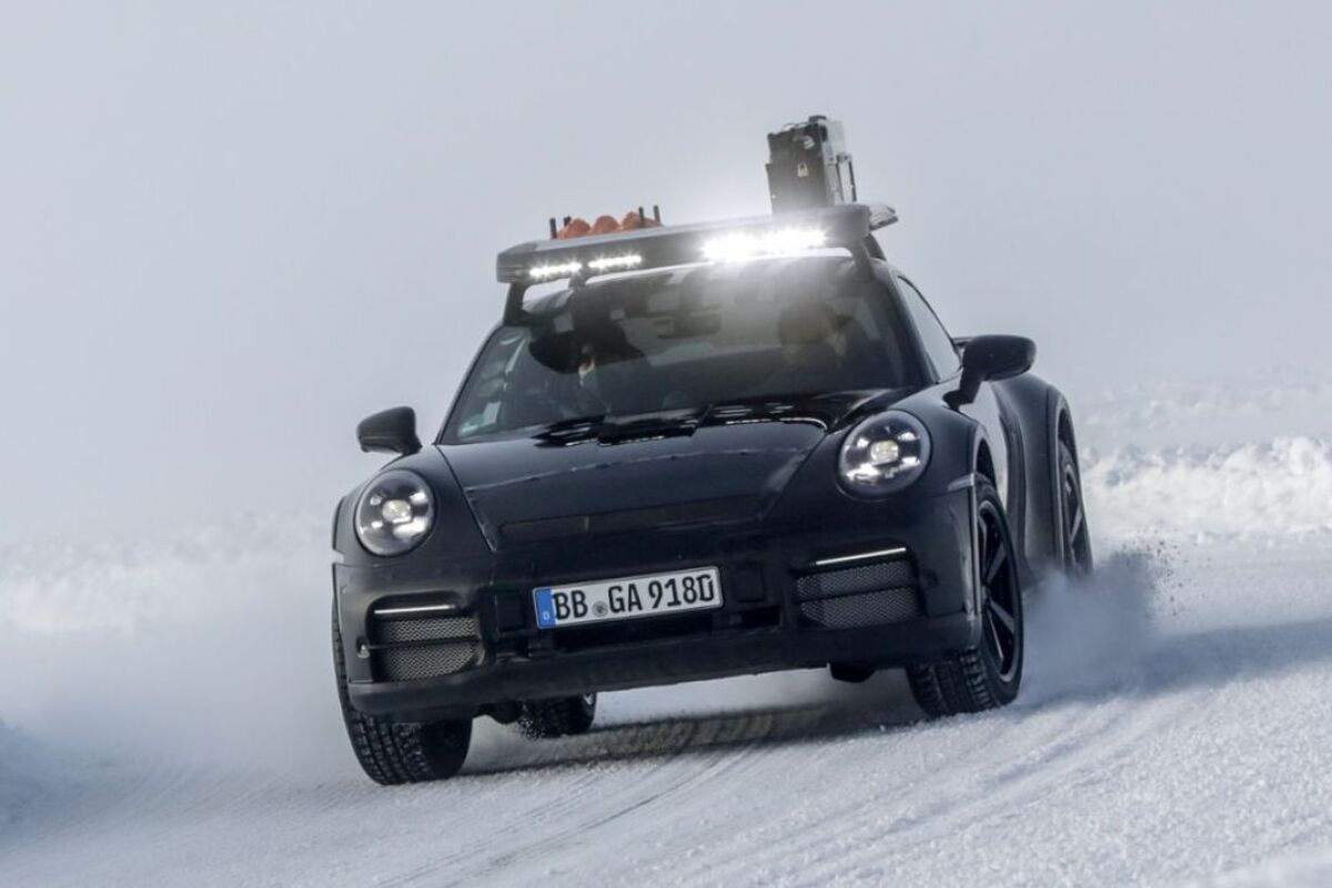 Porsche 911 Dakar - 2022