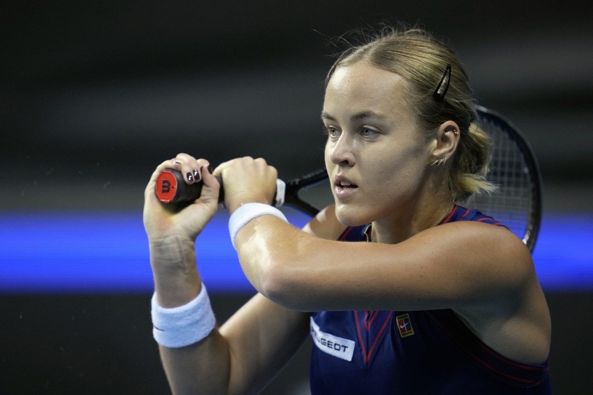 92. Anna Karolína Schmiedlová