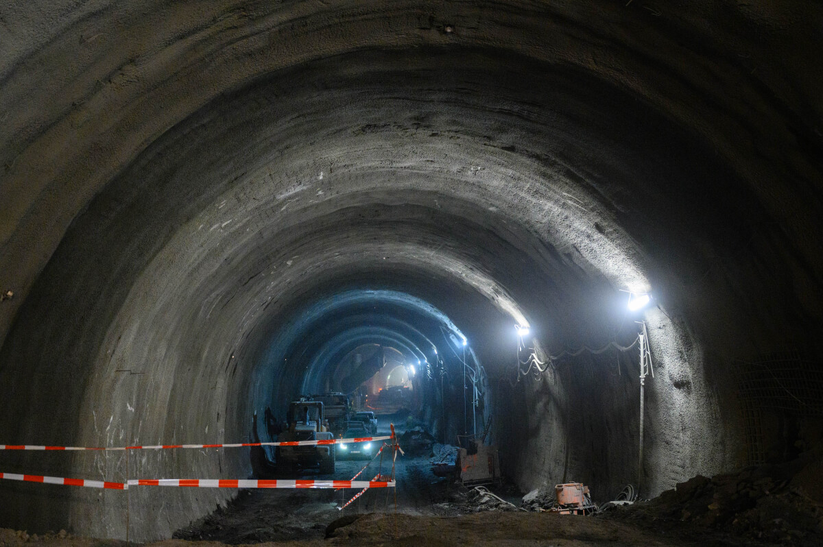 čebrať
