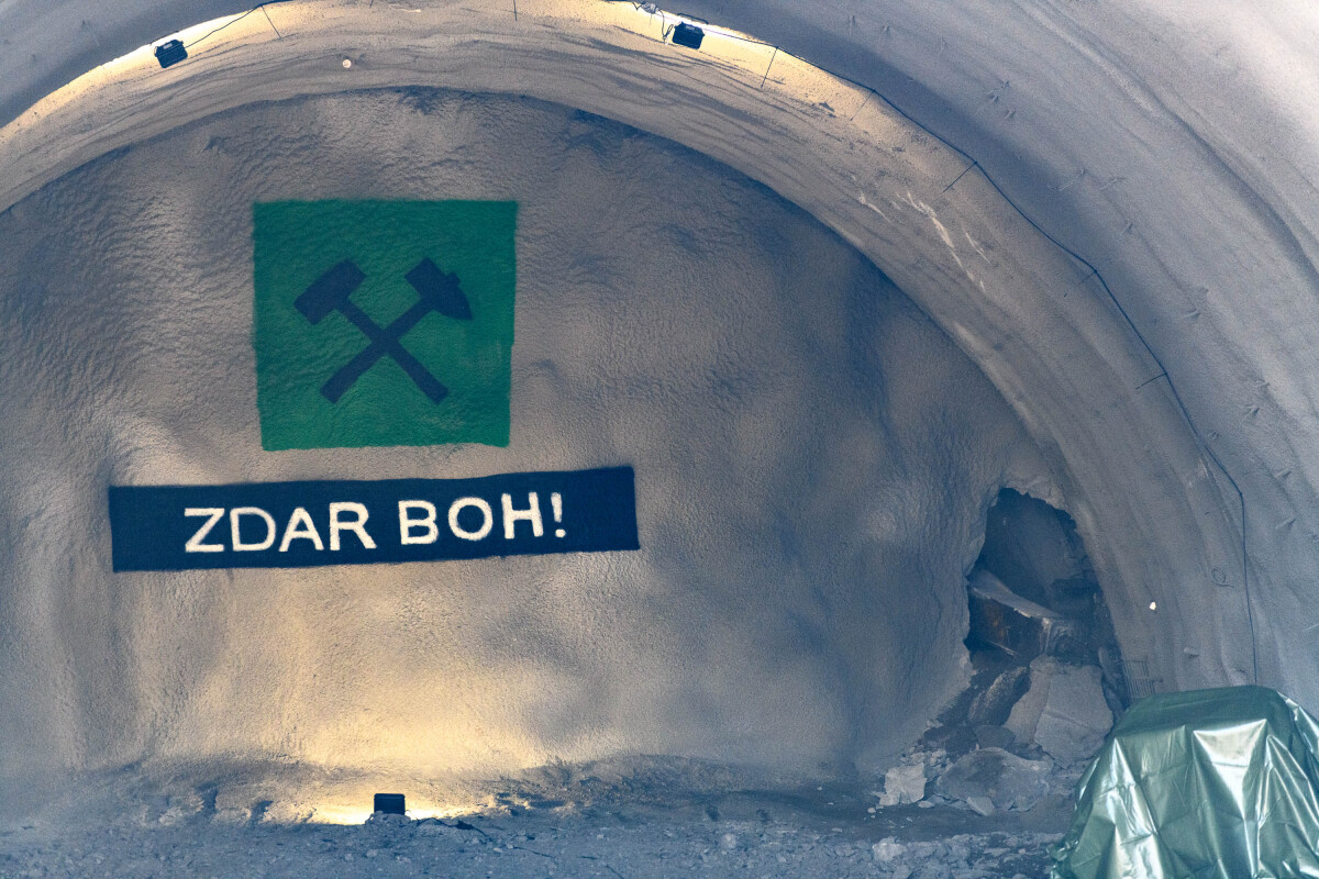 čebrať