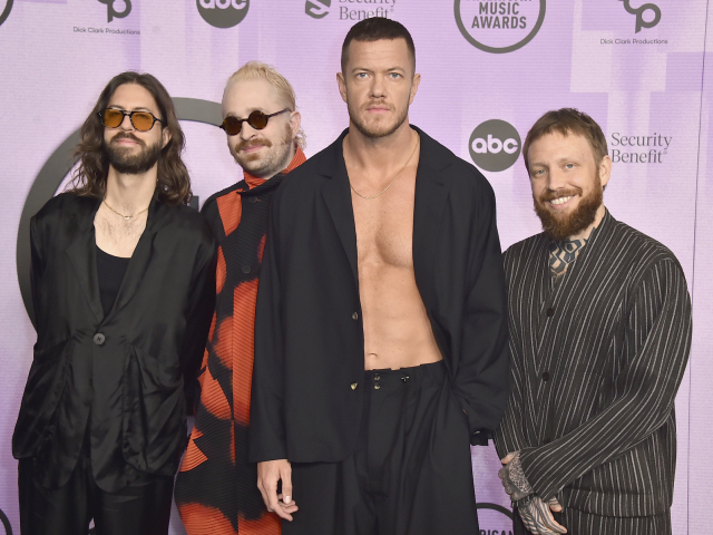 2022 American Music Awards - Arrivals