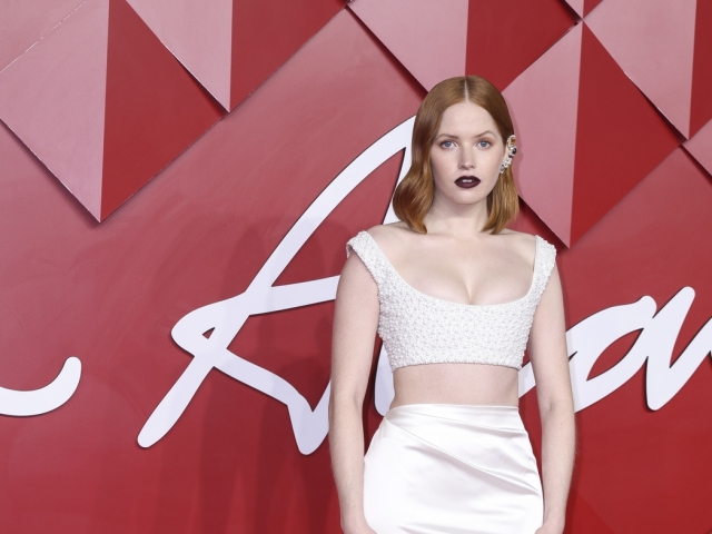 Ellie Bamber
