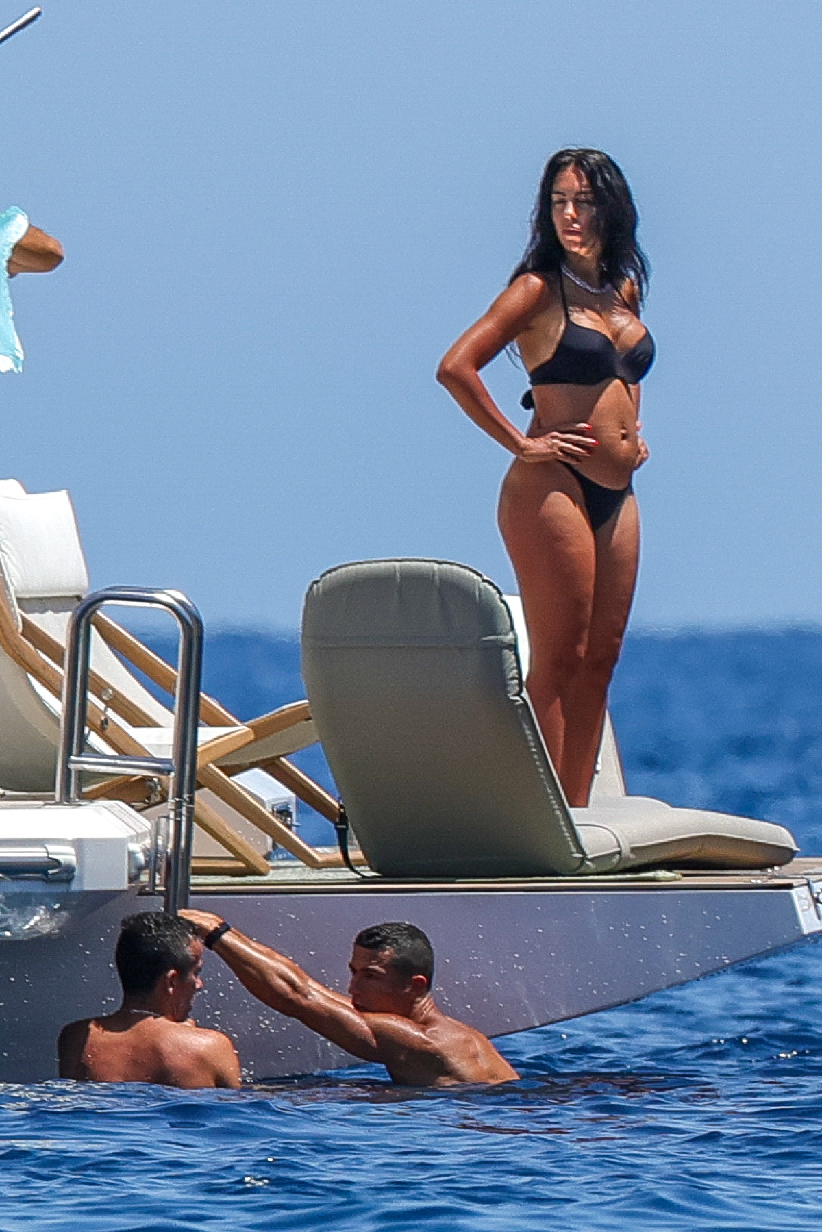 7. Georgina, Ronaldo