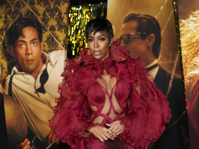 Global Premiere of "Babylon"