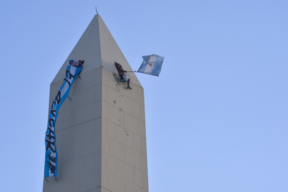15 obelisk